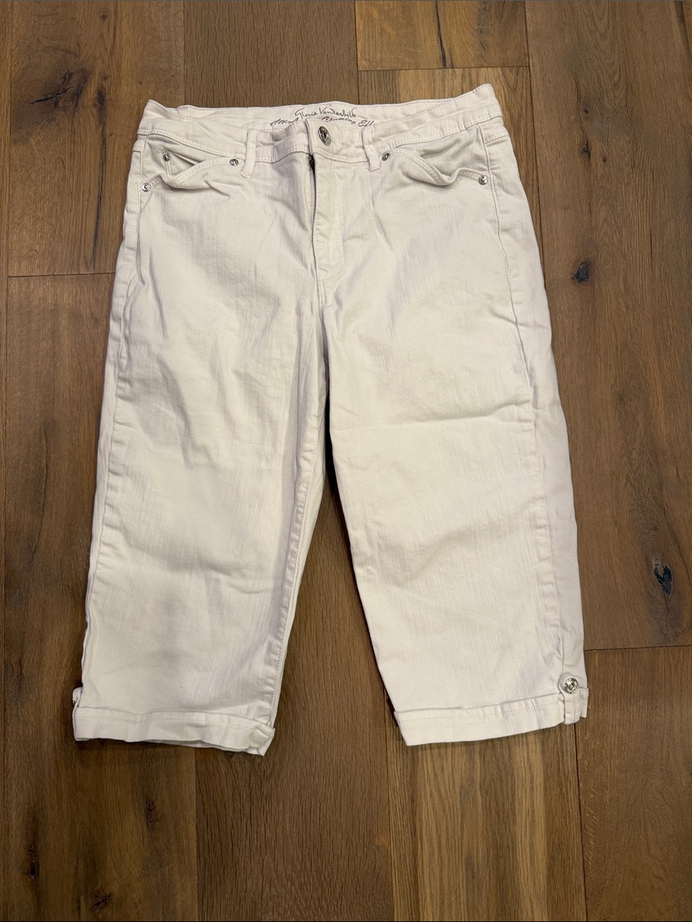 White capris